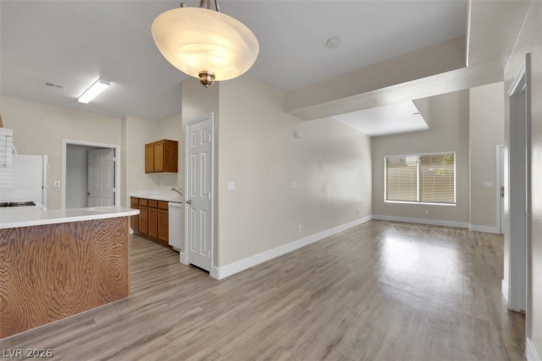 503 Lost Eagle Way - Photo 7 of 20
