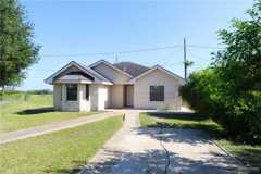927 E Salazar St - Photo 1 of 1