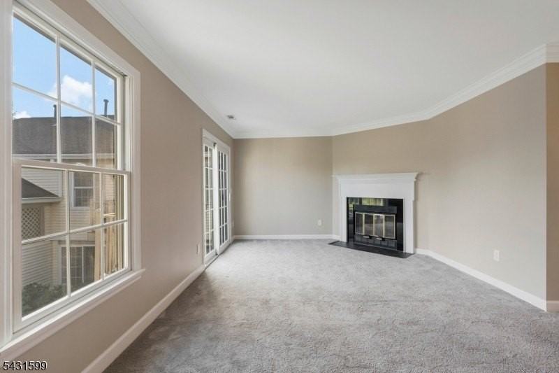 24 Springvalley Blvd - Photo 4 of 25