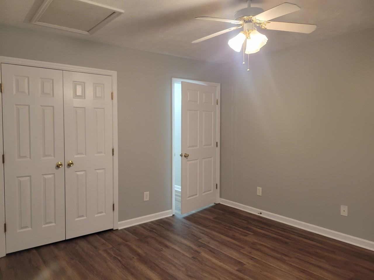 407B Post Ave #1 - Photo 2 of 10