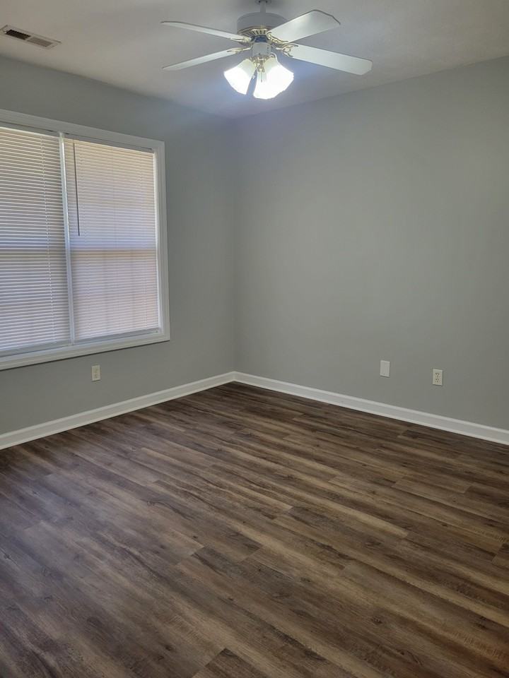 407B Post Ave #1 - Photo 3 of 10