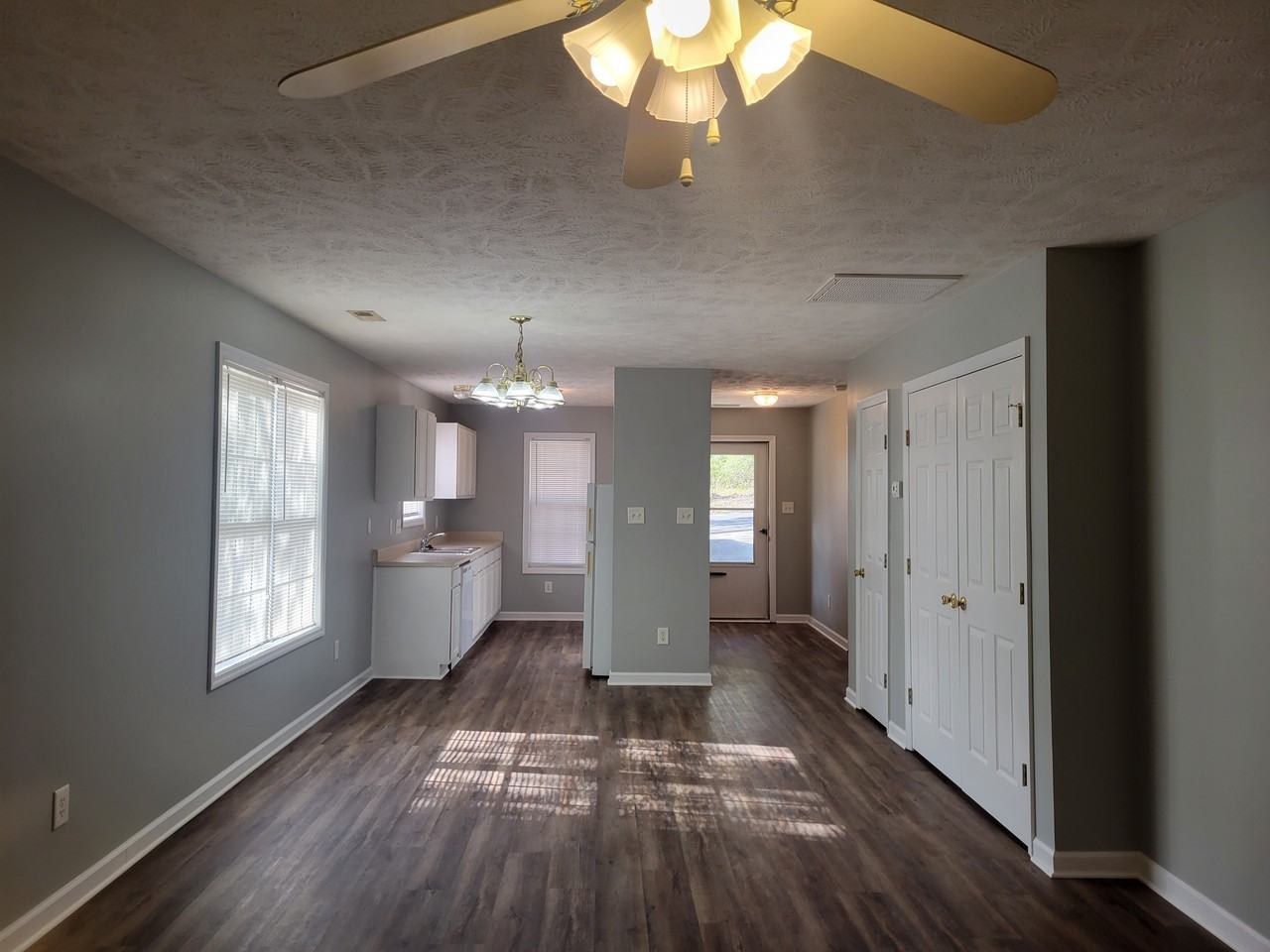 407B Post Ave #1 - Photo 4 of 10