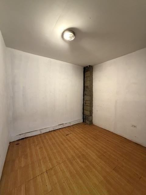 920 21st St - Photo 6 of 15