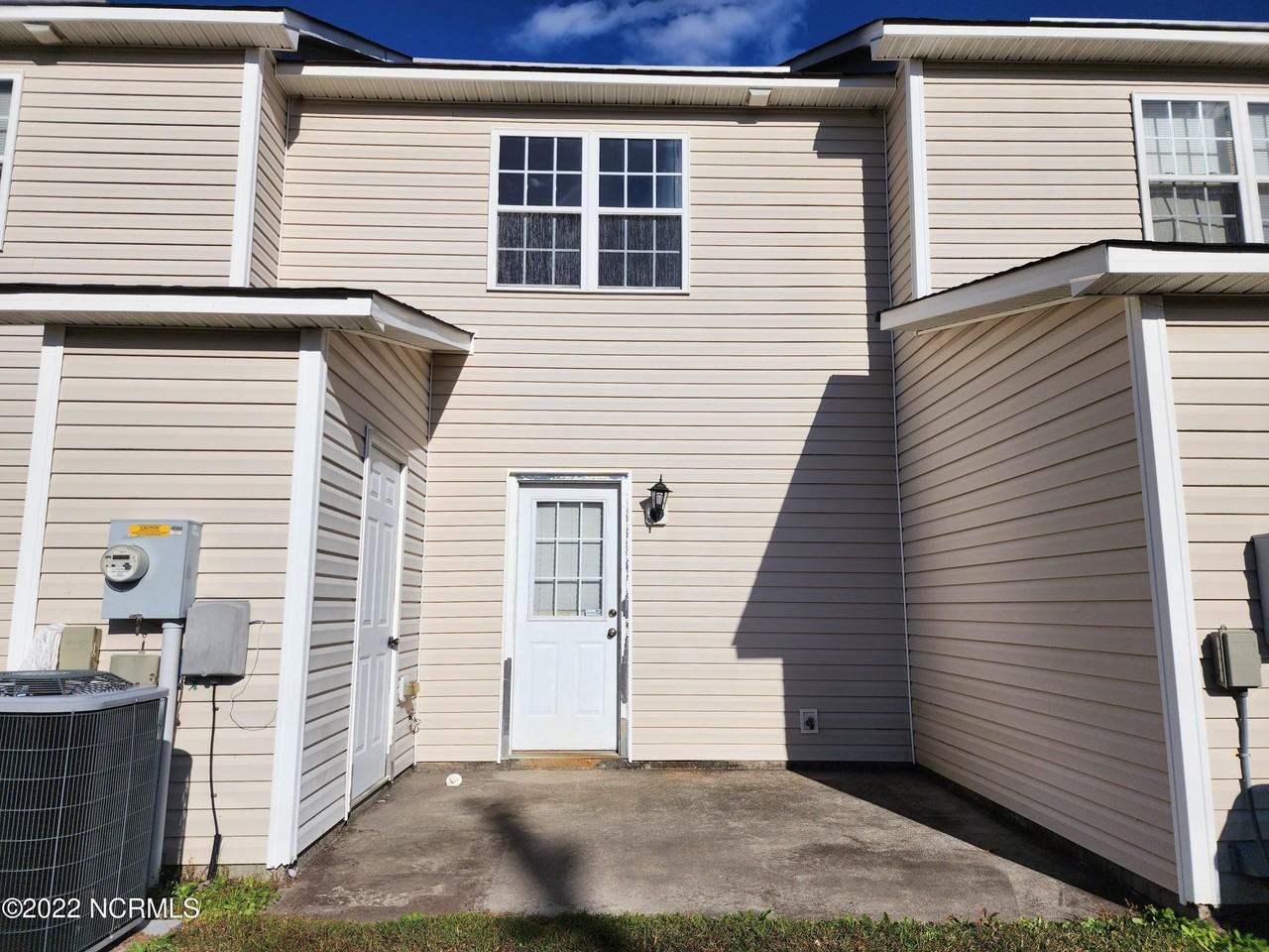 205 Bridgewood Dr - Photo 4 of 6
