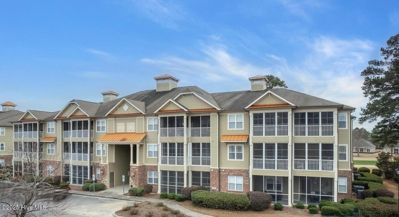 395 S Crow Creek Dr Nw #1421