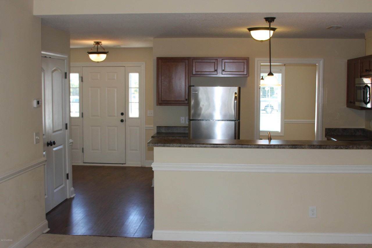 2209 Chavis Dr #B - Photo 2 of 14