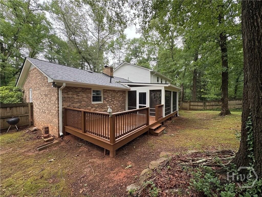 196 Avalon Dr - Photo 7 of 45