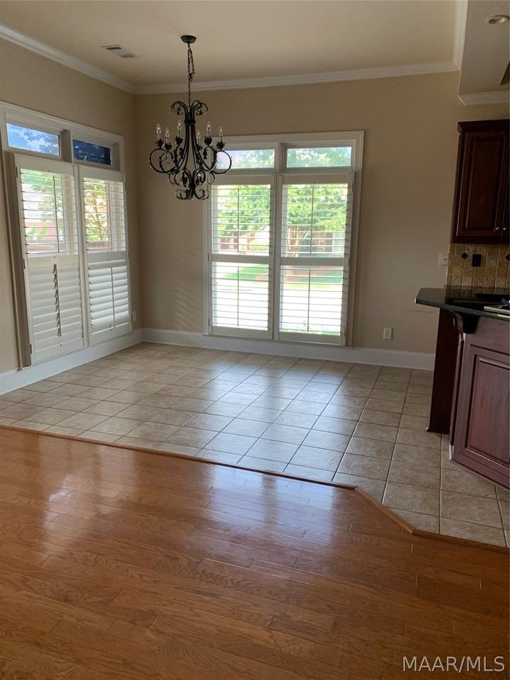 7071 Mid Pines Cir - Photo 5 of 15