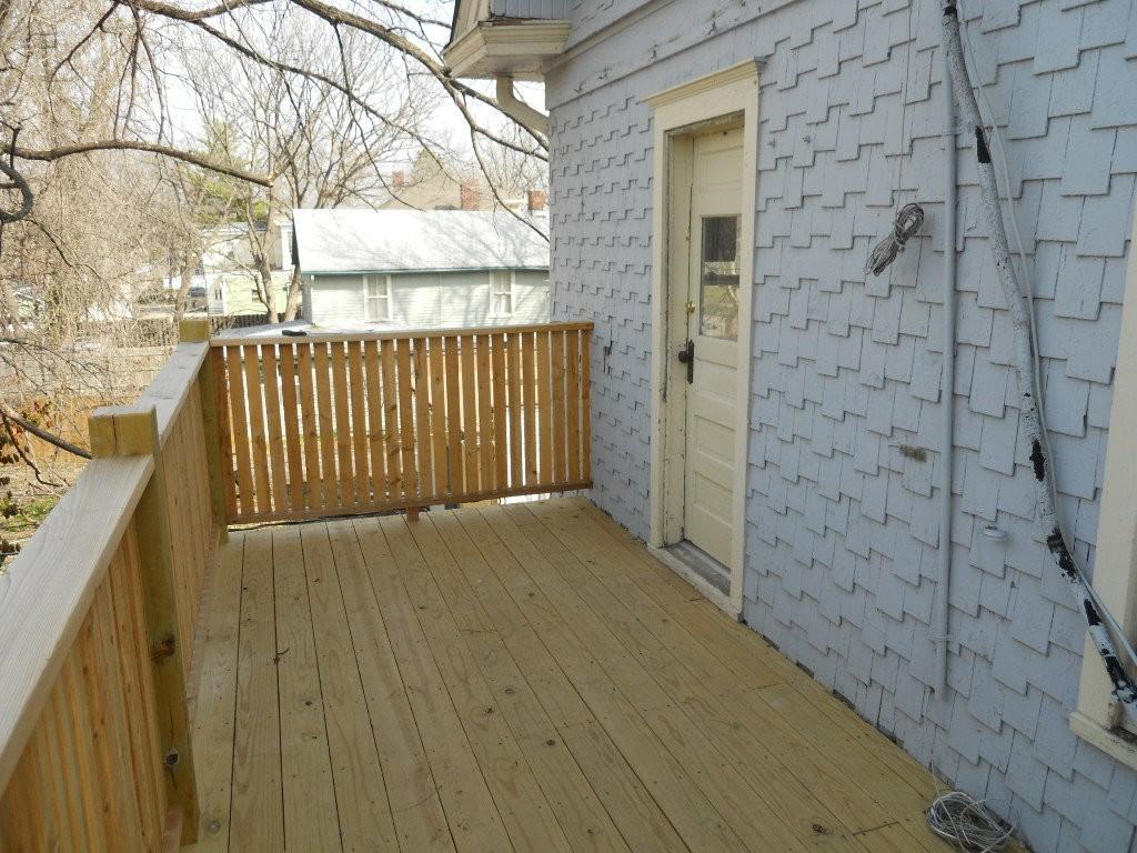 831 Tennessee St #B - Photo 3 of 8