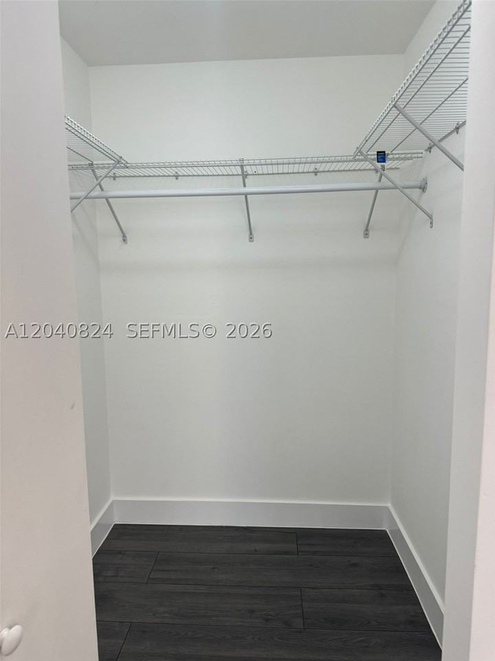 1842 Madison St #2 - Photo 4 of 8