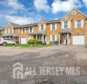 19 Delavan Ct - Photo 6 of 35