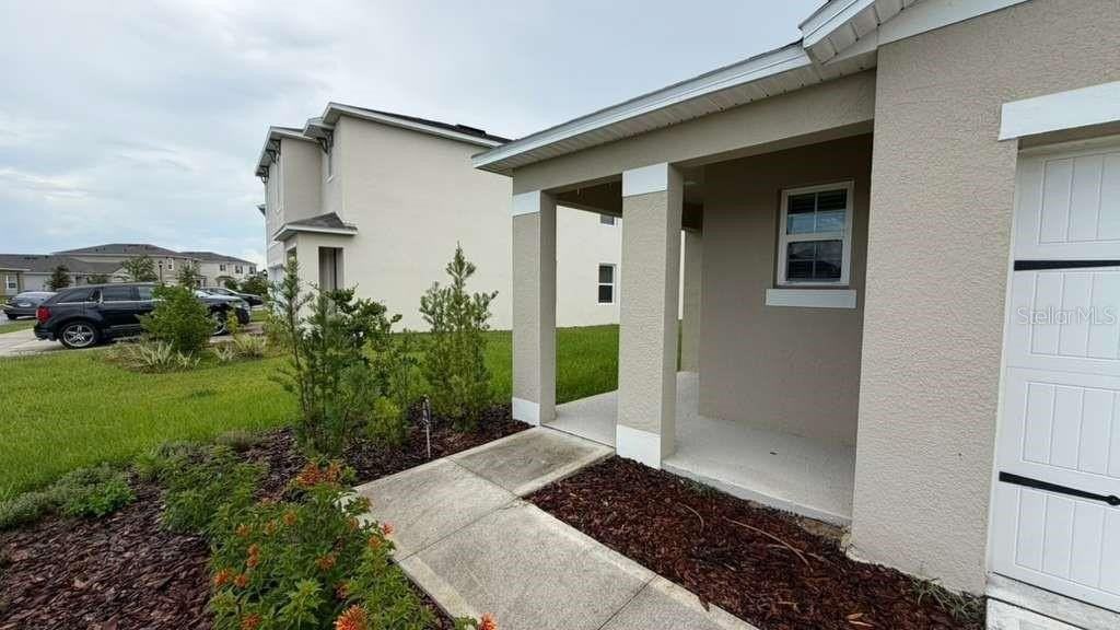 1511 Catbriar Way - Photo 2 of 34