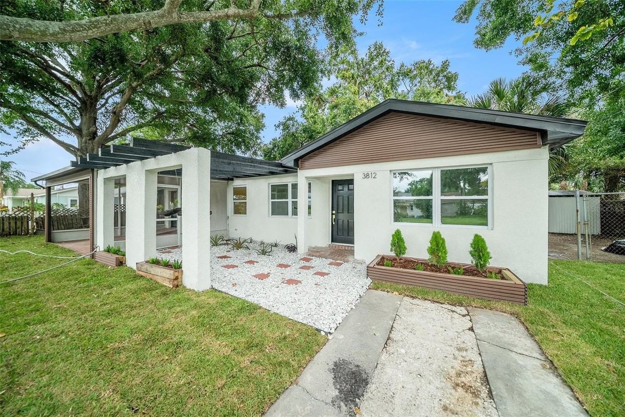 3812 W Rogers Ave - Photo 4 of 29