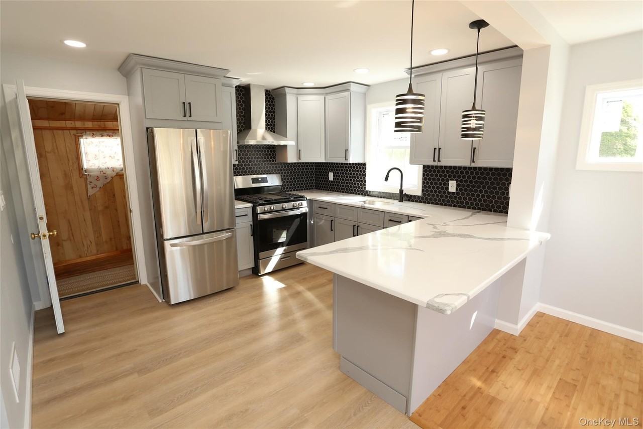 149 Brightwood Ave - Photo 2 of 21