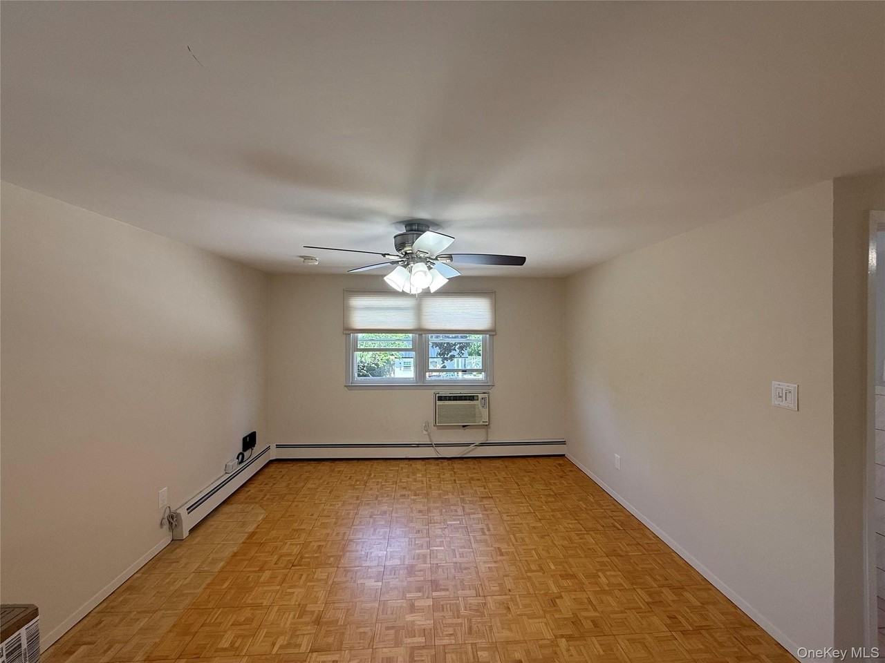 48 Eastover Dr - Photo 4 of 13