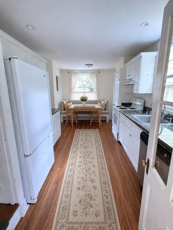 4 Tower Rd - Photo 4 of 12