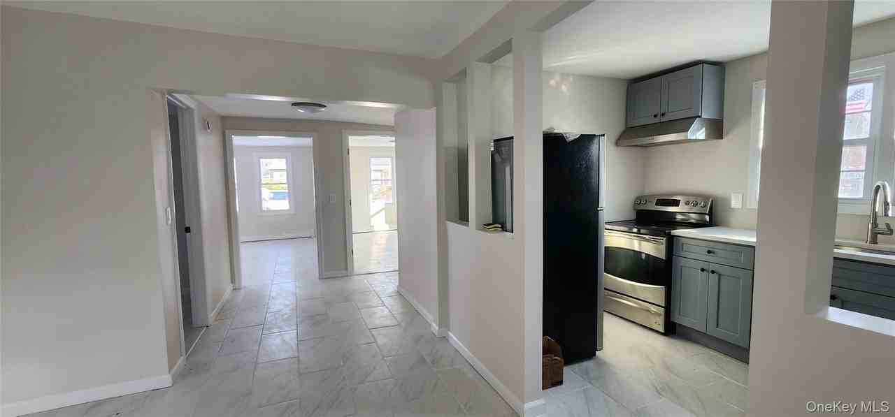 192 Cypress Dr - Photo 3 of 17