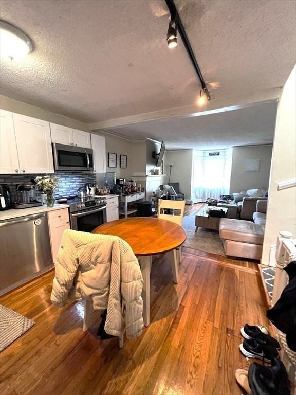 169 W 7th St #2 - Photo 2 of 10