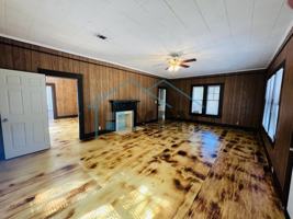 featured image of 306 S 2nd St #1