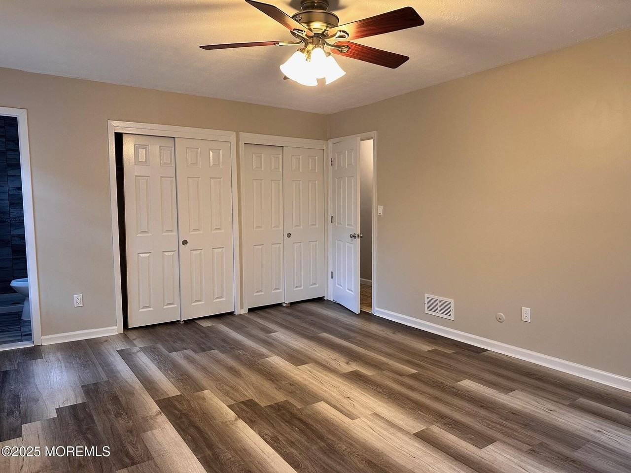 702 Cassville Rd - Photo 6 of 22