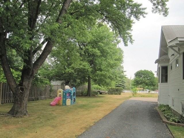 255 Happ Rd - Photo 2 of 15