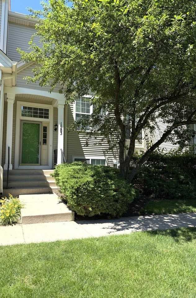 1583 Spencer Ct #1583 - Photo 2 of 18