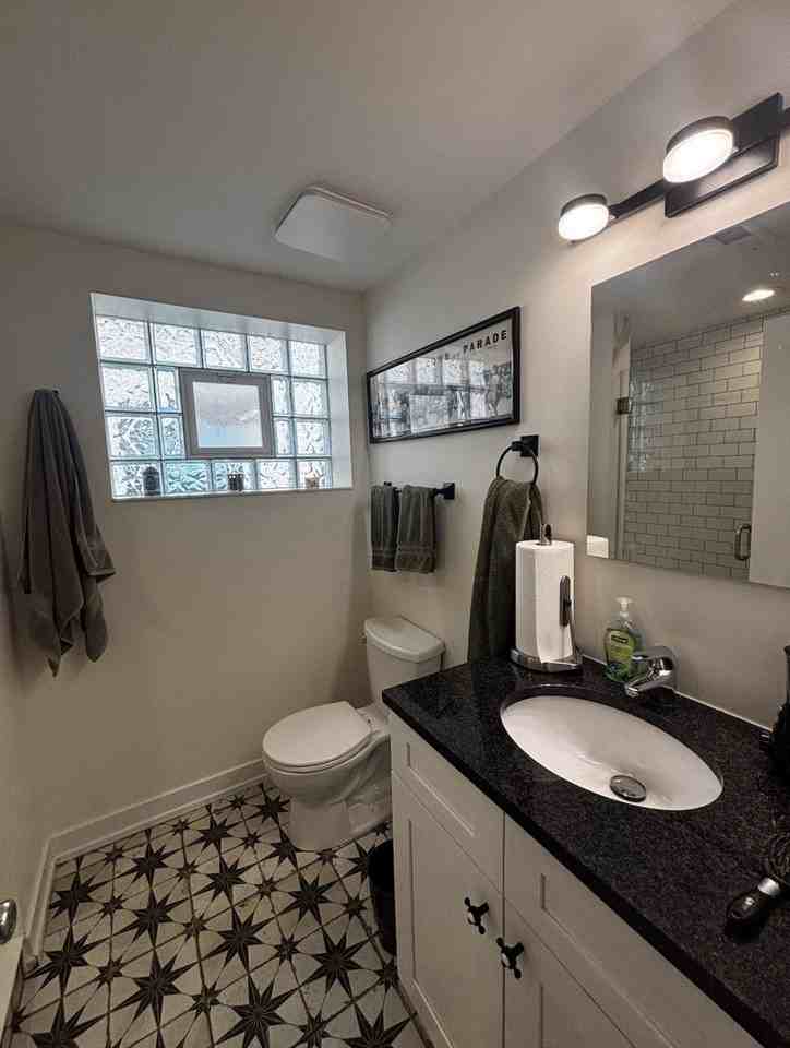 5724 N Miltimore Ave #G - Photo 5 of 6