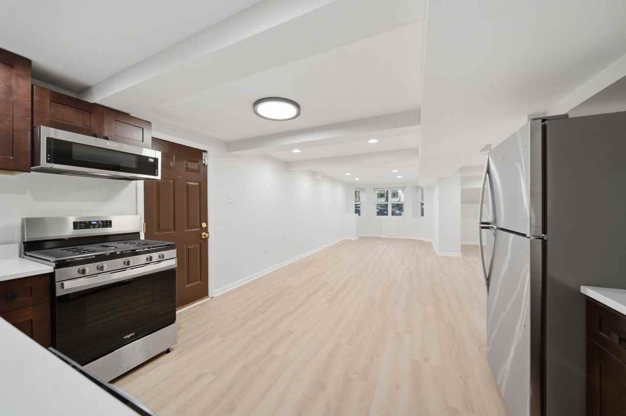 2735 N Magnolia Ave #GF - Photo 4 of 9