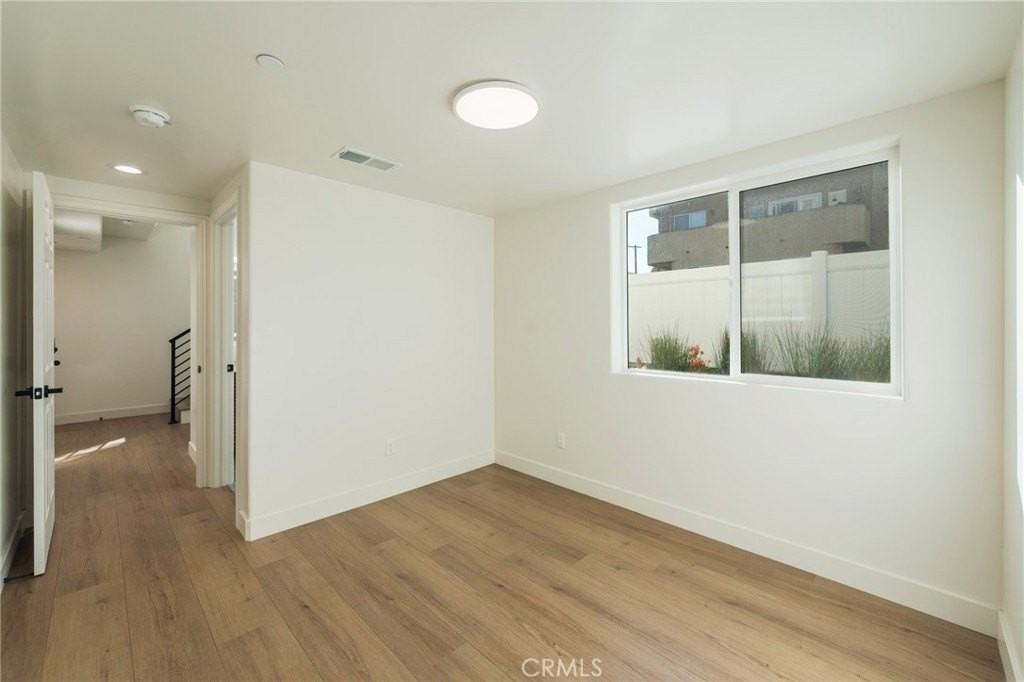 714 Chestnut Ave - Photo 5 of 47