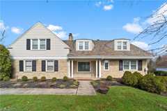 28175 Shaker Blvd - Photo 1 of 1