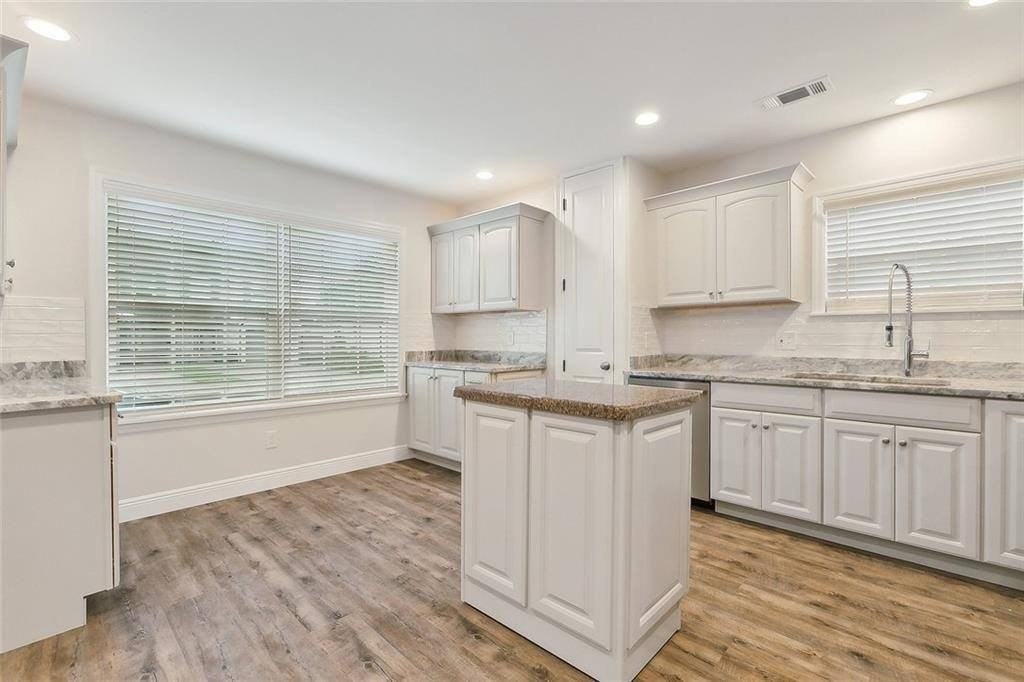 3832 Bauvais St - Photo 5 of 18