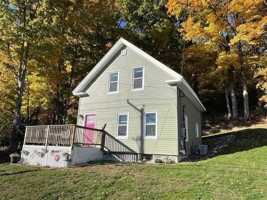 featured image of 25 E Bow St