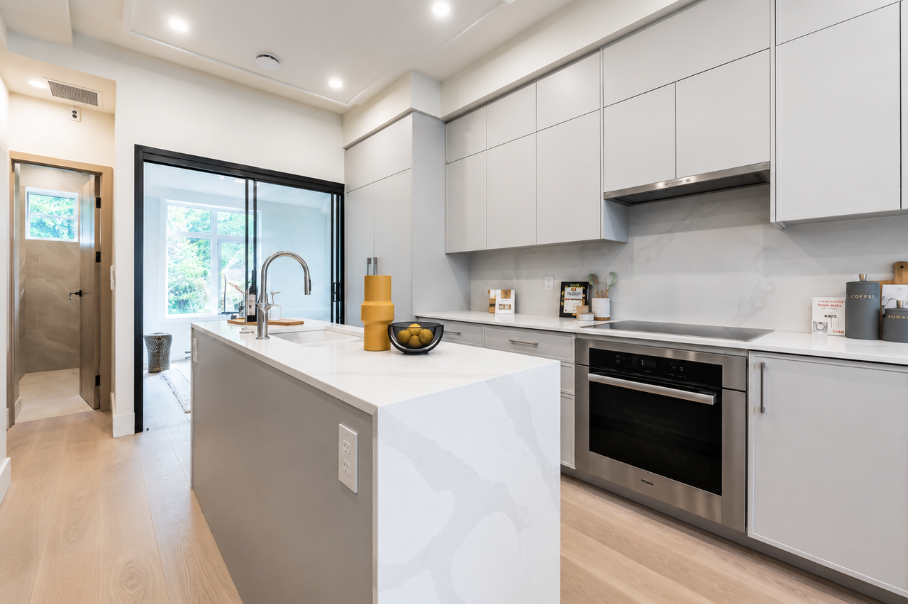 1512 West 61st Avenue - Photo 7 of 21
