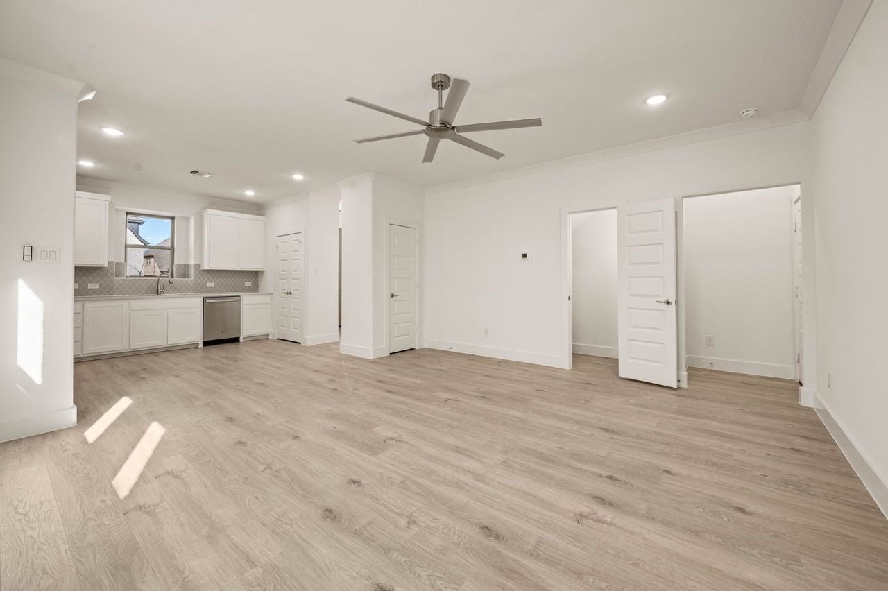 2629 Tanager St - Photo 5 of 22