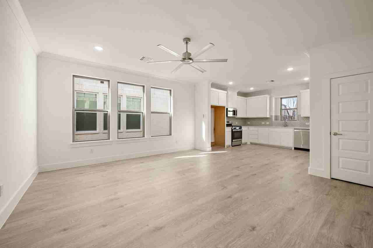 2629 Tanager St - Photo 6 of 22