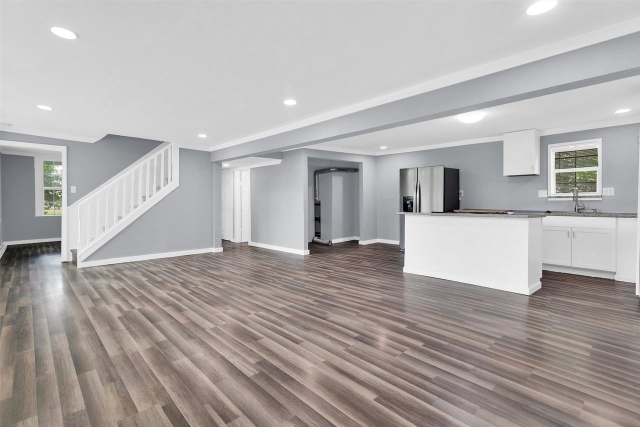 721 S First St - Photo 4 of 17