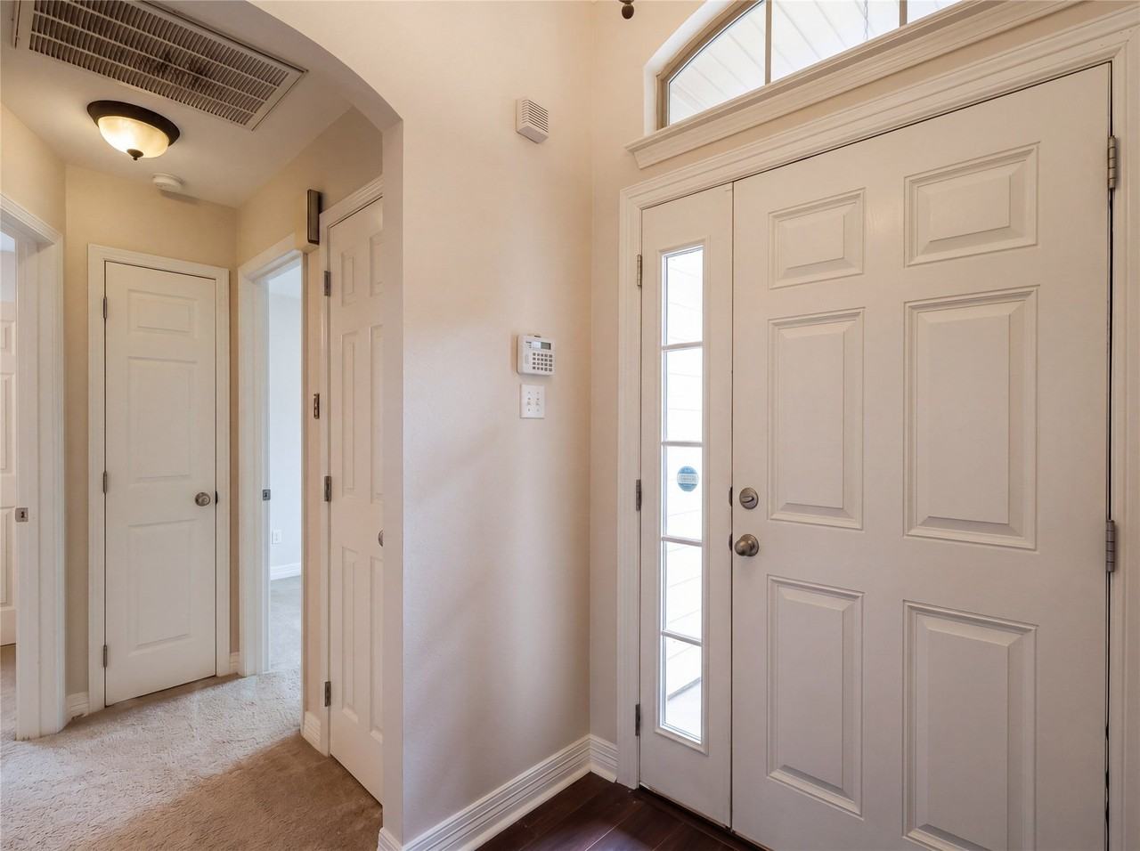 3214 Grand Lake Dr - Photo 2 of 18