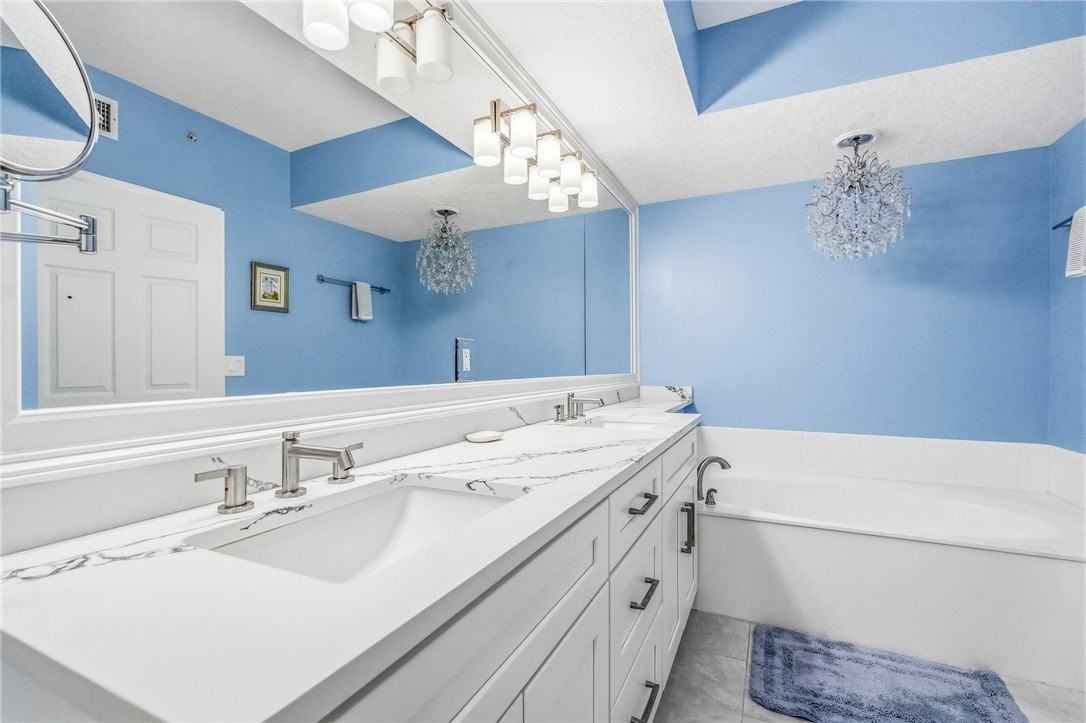 8866 N Sea Oaks Way #208 - Photo 7 of 36