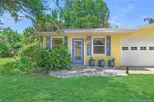 1413 Sw Heather Ter - Photo 1 of 1