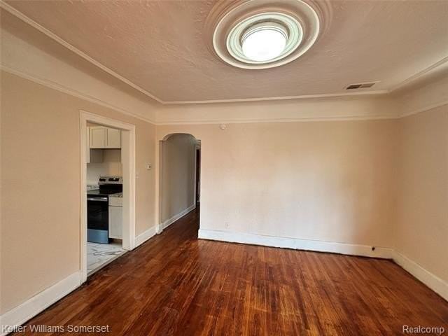 17606 Roselawn St - Photo 6 of 13