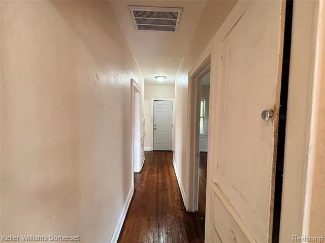 17606 Roselawn St - Photo 7 of 13