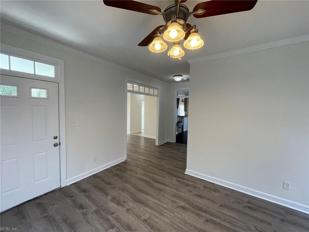 1029 E Balview Ave - Photo 3 of 34