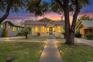 624 W Agarita Ave - Photo 1 of 1