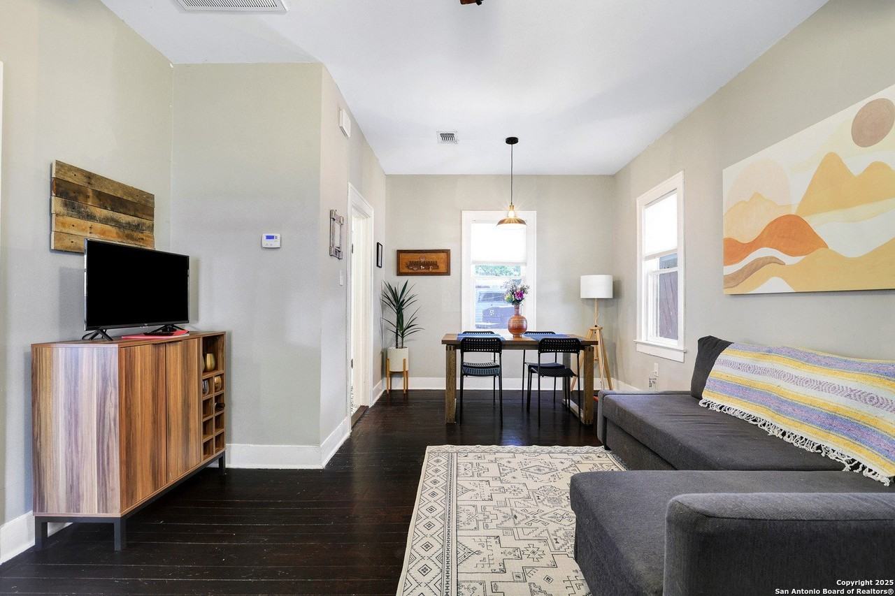 331 Adaes Ave - Photo 6 of 28