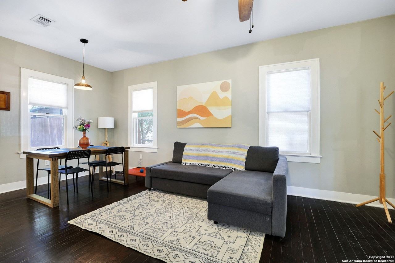 331 Adaes Ave - Photo 7 of 28