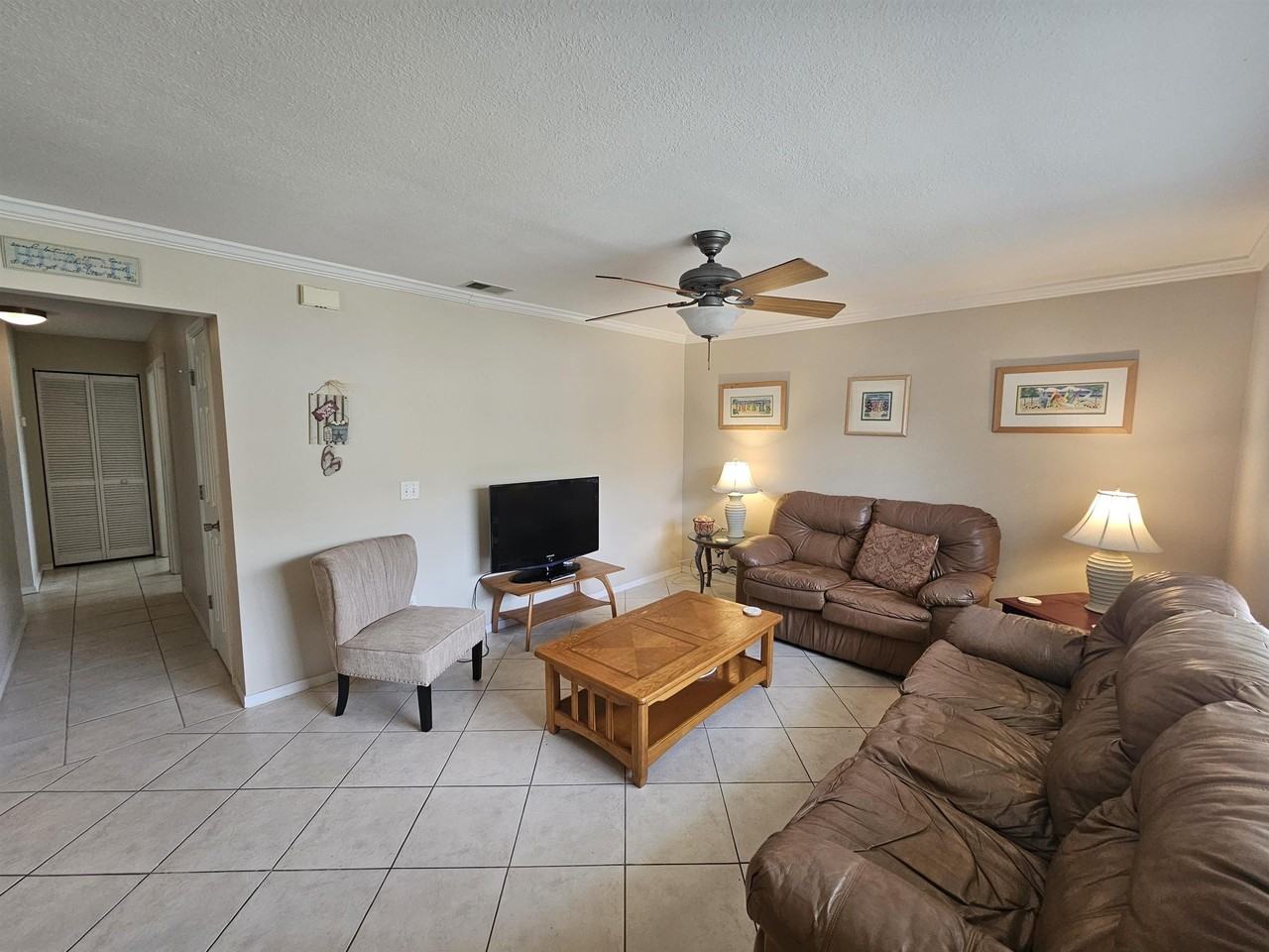 47 Brigantine Ct - Photo 4 of 15