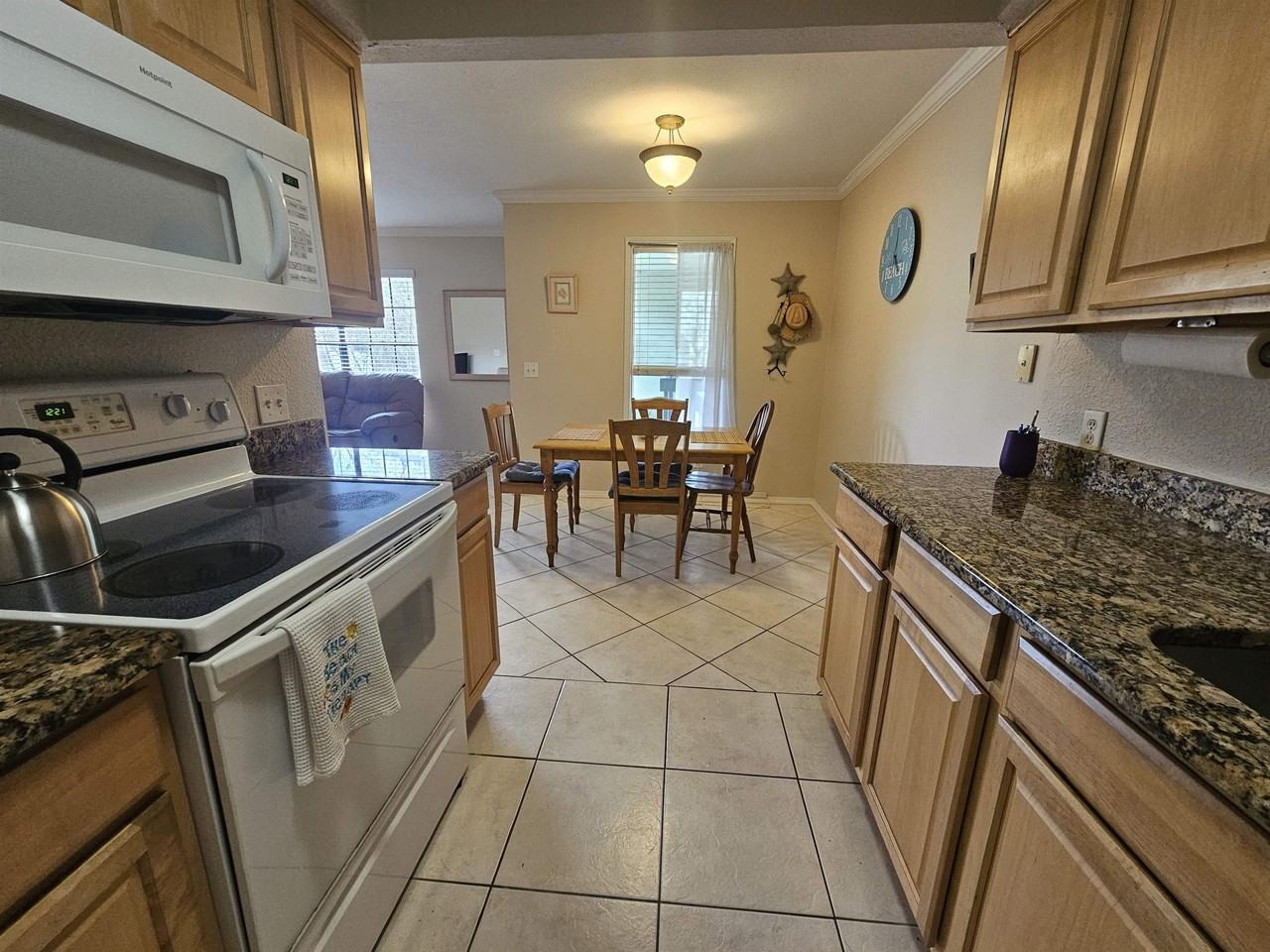 47 Brigantine Ct - Photo 7 of 15