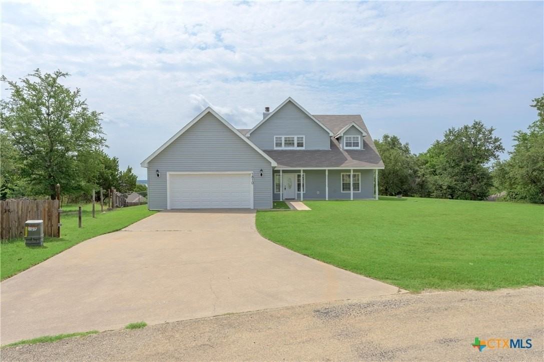 1810 Mesa Oaks Cir - Photo 2 of 48