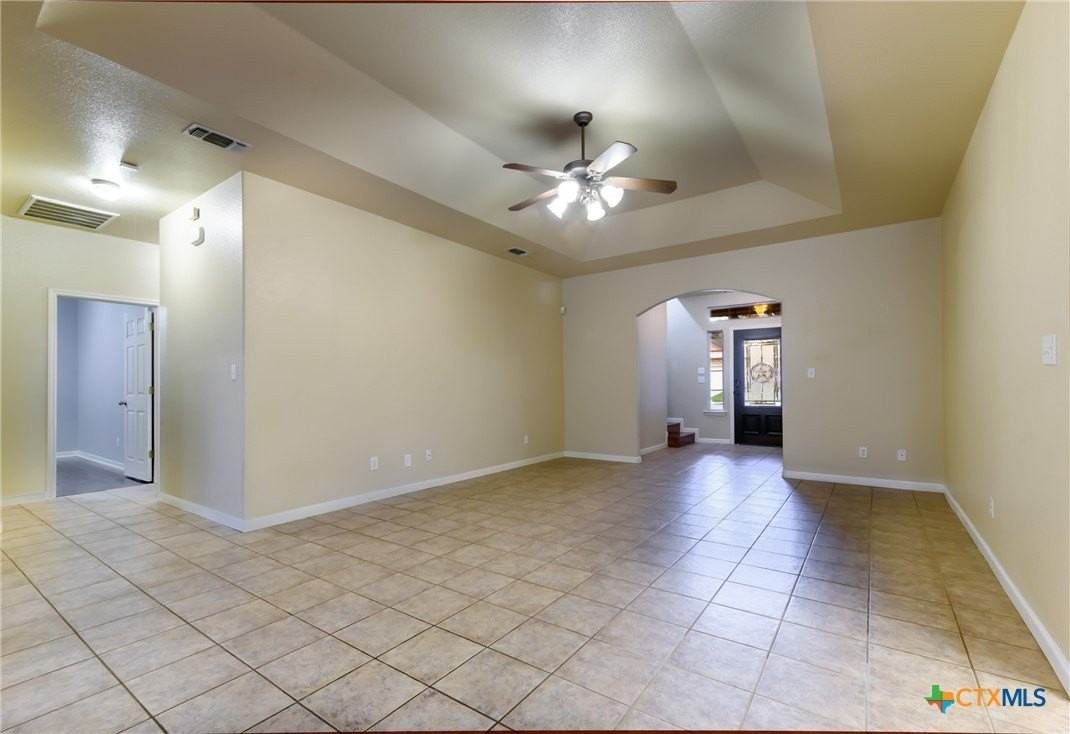 2610 Fairwood Dr - Photo 6 of 24