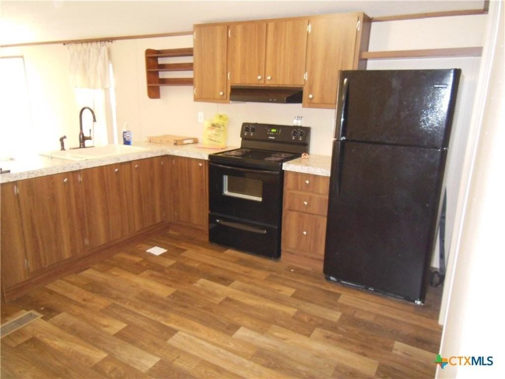 127 Quail Run St - Photo 3 of 10
